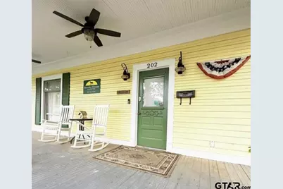202 Graham St, Mineola, TX 75773 - Photo 3