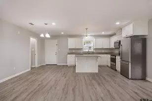 427 Garrett Cir, Winona, TX 75792 - Photo 7