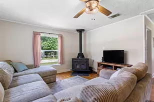 1126 Skyline St, Tyler, TX 75701 - Photo 7