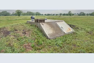 7400 Cr 4726, Wolfe City, TX 75496 - Photo 27