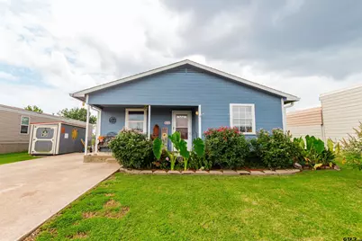 404 Holiday Village Dr, Quitman, TX 75783 - Photo 1