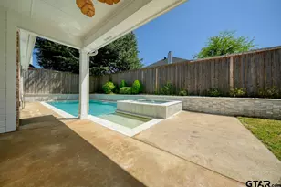 812 Rugby Ln, Whitehouse, TX 75791 - Photo 37