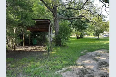 1002 Humbleway, Overton, TX 75684 - Photo 9