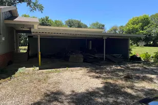 4955 State Hwy 64, Ben Wheeler, TX 75754 - Photo 17
