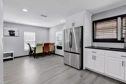 1003 Premier, Longview, TX 75604 - Photo 19