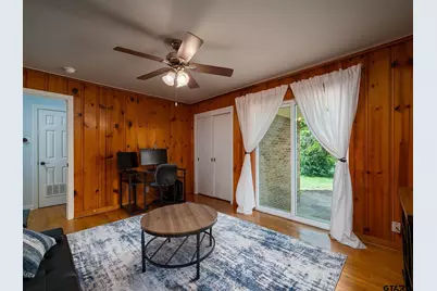 2219 Crestwood Dr, Tyler, TX 75701 - Photo 13