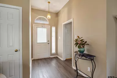 406 Eisenhower, Tyler, TX 75704 - Photo 3