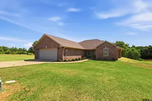 119 Judson, Hughes Springs, TX 75656 - Photo 3