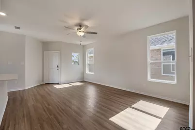 611 Park Central, Chandler, TX 75758 - Photo 7