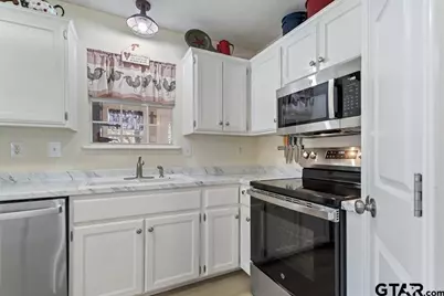 435 Wildwood Trl, Holly Lake Ranch, TX 75765 - Photo 13