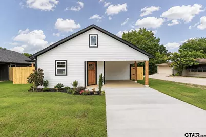 421 S Bonner St, Jacksonville, TX 75766 - Photo 1