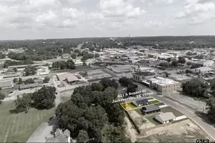 421 S Bonner St, Jacksonville, TX 75766 - Photo 25