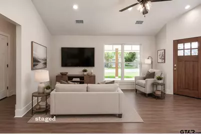 421 S Bonner St, Jacksonville, TX 75766 - Photo 3