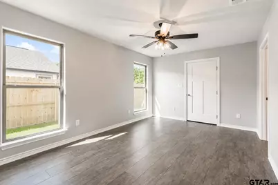 423 S Bonner St, Jacksonville, TX 75766 - Photo 11