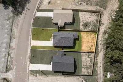 423 S Bonner St, Jacksonville, TX 75766 - Photo 25