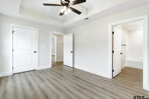 425 S Bonner St, Jacksonville, TX 75766 - Photo 11