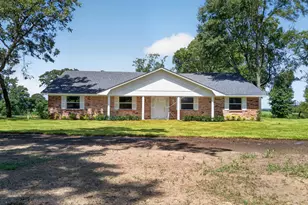 1570 Co Rd 3104, Jacksonville, TX 75766 - Photo 1