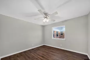 1570 Co Rd 3104, Jacksonville, TX 75766 - Photo 29