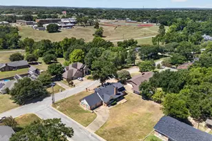 1610 Meadowhill Dr, Jacksonville, TX 75766 - Photo 7