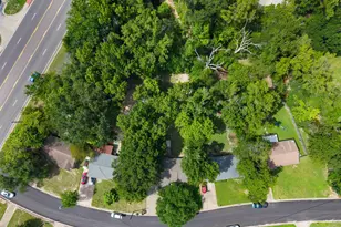 1619 Woodland Hills Dr, Tyler, TX 75701 - Photo 5