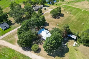 400 Hopkins St, Alba, TX 75410 - Photo 3