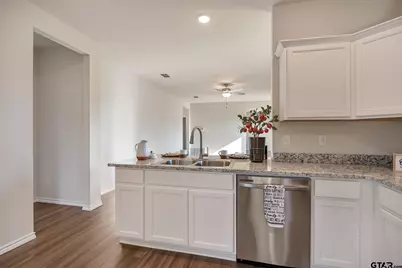 609 Park Central, Chandler, TX 75758 - Photo 9