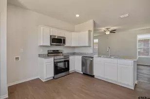612 Park Central, Chandler, TX 75758 - Photo 7