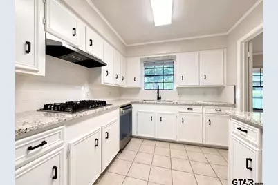 4828 Prestwick Ln, Tyler, TX 75703 - Photo 9