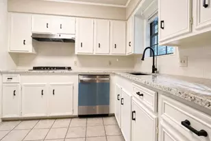 4828 Prestwick Ln, Tyler, TX 75703 - Photo 7
