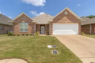 1911 Hollyglen, Tyler, TX 75703 - Photo 1