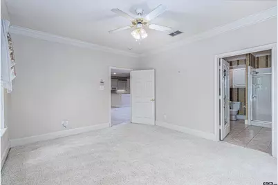 1911 Hollyglen, Tyler, TX 75703 - Photo 21