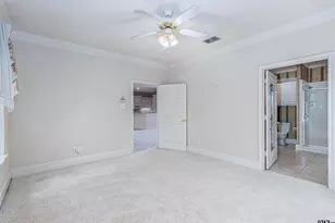 1911 Hollyglen, Tyler, TX 75703 - Photo 21