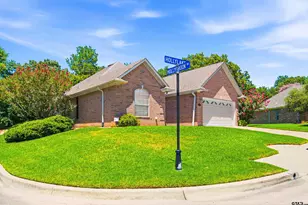 1801 Hollylake Cir, Tyler, TX 75703 - Photo 3