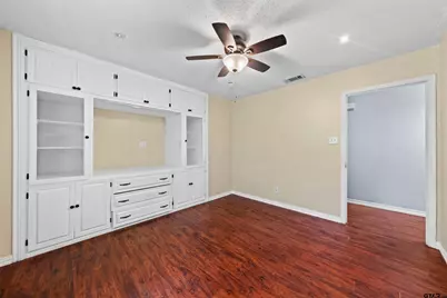 118 Hillcrest Dr, Palestine, TX 75801 - Photo 21