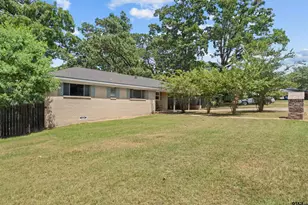118 Hillcrest Dr, Palestine, TX 75801 - Photo 3