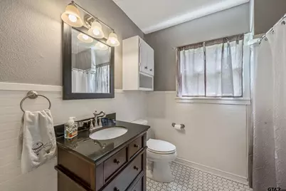 2724 Crestview Avenue, Tyler, TX 75701 - Photo 17