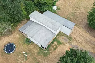 1107 Sanders St, Gladewater, TX 75647 - Photo 21