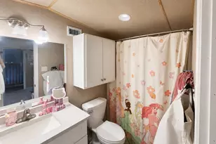 1107 Sanders St, Gladewater, TX 75647 - Photo 13