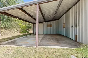 1107 Sanders St, Gladewater, TX 75647 - Photo 15