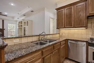 2318 Kingsmill Cir, Tyler, TX 75703 - Photo 21