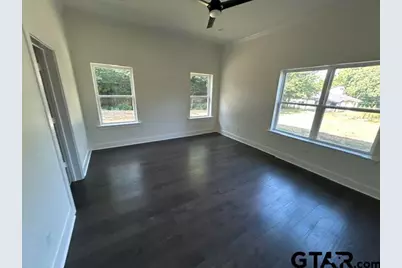 1110 S Main St, Lindale, TX 75771 - Photo 9