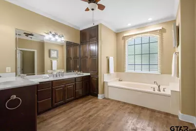 15610 Regian Drive, Lindale, TX 75771 - Photo 31