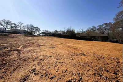 110 Elmwood Court, Palestine, TX 75801 - Photo 11