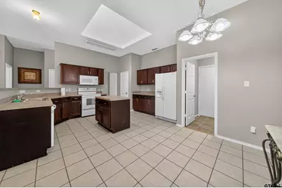 514 Noah Lane, Lindale, TX 75771 - Photo 9
