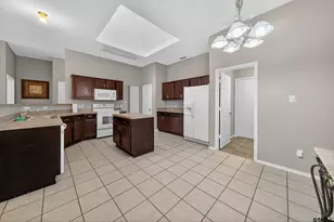 514 Noah Ln, Lindale, TX 75771 - Photo 9