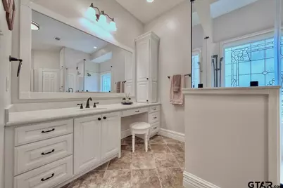 1881 Valley View Lane, Tyler, TX 75703 - Photo 31