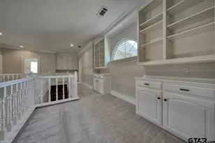1881 Valley View Ln, Tyler, TX 75703 - Photo 39