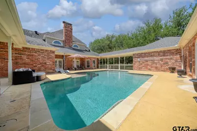 1881 Valley View Lane, Tyler, TX 75703 - Photo 47