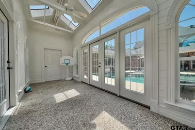 1881 Valley View Lane, Tyler, TX 75703 - Photo 43