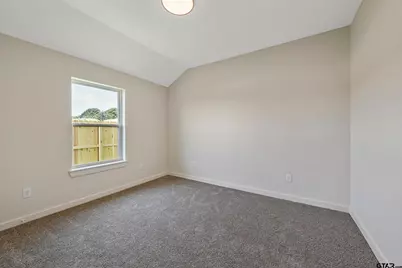 16637 Crossing Circle, Lindale, TX 75771 - Photo 17